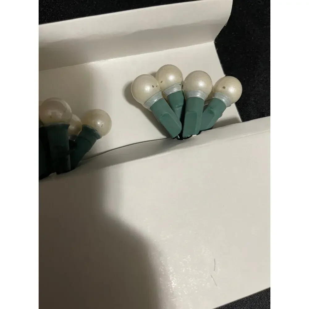 Vintage Merry Bright Mini Cluster Lights - 35 Super Bright NIB Tested Works